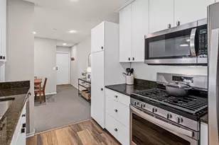 12645 Sherwood Pl, Minnetonka, MN 55305 - Photo 15