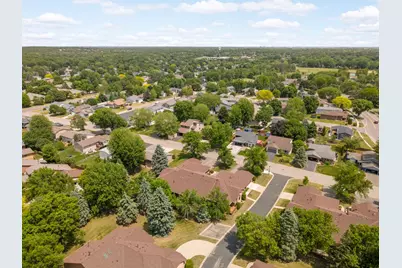 14589 Embassy Avenue, Apple Valley, MN 55124 - Photo 31