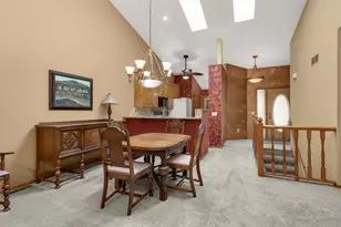 14589 Embassy Ave, Apple Valley, MN 55124 - Photo 9