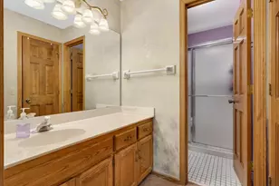 14589 Embassy Ave, Apple Valley, MN 55124 - Photo 17