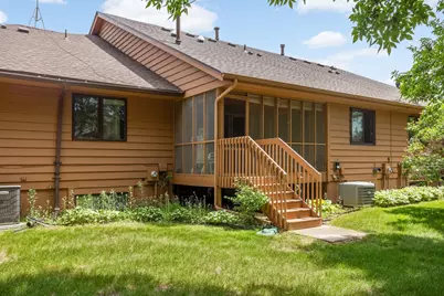 14589 Embassy Avenue, Apple Valley, MN 55124 - Photo 25