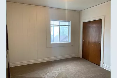 619 N 18th Avenue E, Duluth, MN 55812 - Photo 37