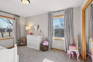 5220 Yorktown Ln N, Plymouth, MN 55442 - Photo 27