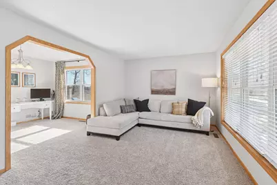 5220 Yorktown Lane N, Plymouth, MN 55442 - Photo 7