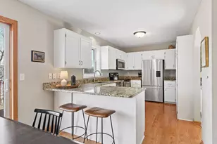 5220 Yorktown Ln N, Plymouth, MN 55442 - Photo 13