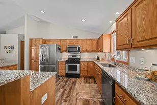 17330 Killarney Ave, Prior Lake, MN 55372 - Photo 5