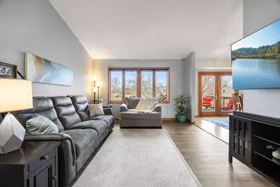 9042 Kentucky Avenue N, Brooklyn Park, MN 55445 - Photo 9