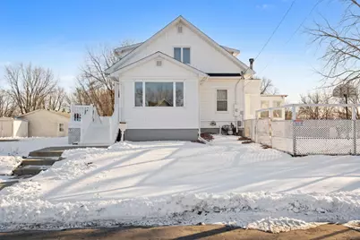 508 Oak Avenue SW, Montgomery, MN 56069 - Photo 1