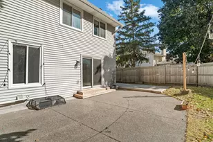 1701 W 138th St, Burnsville, MN 55337 - Photo 35