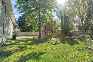 1701 W 138th St, Burnsville, MN 55337 - Photo 31