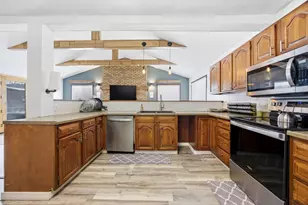 2802 Brookdale Rd, Moorhead, MN 56560 - Photo 17