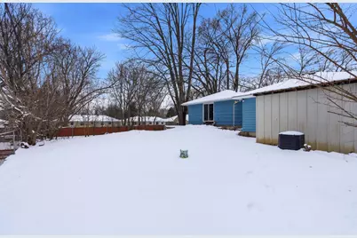 3418 Xenia Avenue N, Crystal, MN 55422 - Photo 7