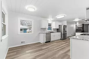 3418 Xenia Ave N, Crystal, MN 55422 - Photo 23