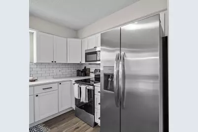 4916 Granada Avenue N, Oakdale, MN 55128 - Photo 33