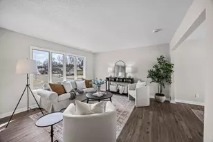 4916 Granada Ave N, Oakdale, MN 55128 - Photo 3