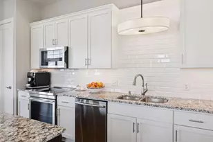 17788 Junelle Ct, Lakeville, MN 55044 - Photo 7