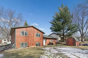 720 12th St N, Sauk Rapids, MN 56379 - Photo 3