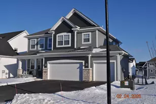 4646 Carnation Ct, Minnetrista, MN 55331 - Photo 5