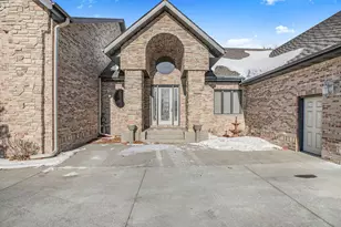 2177 Mill Pond Dr, Saint Cloud, MN 56303 - Photo 5