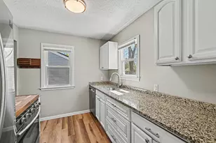 214 Pillsbury Ln, Richfield, MN 55423 - Photo 9