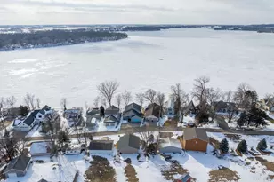 125 Willow Point Dr, Elysian, MN 56028 - Photo 5