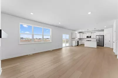 20300 Geneva Trail, Lakeville, MN 55044 - Photo 5