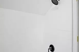 1601 Sherburne Ave, Saint Paul, MN 55104 - Photo 25