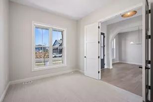 10226 Peony N, Maple Grove, MN 55311 - Photo 5