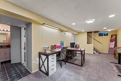 6810 61st Avenue N, Crystal, MN 55428 - Photo 23