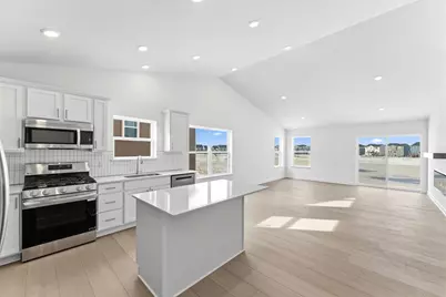 7533 Lotus Lane, Lino Lakes, MN 55038 - Photo 5