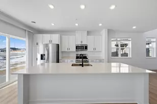 10527 Harbor Ln N, Maple Grove, MN 55369 - Photo 5