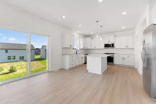 2817 Downing Ave, Shakopee, MN 55379 - Photo 3