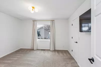 9218 Jeffery S, Cottage Grove, MN 55016 - Photo 17