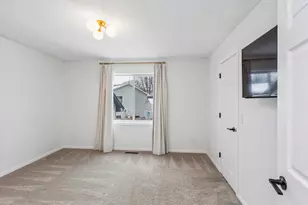 9218 Jeffery S, Cottage Grove, MN 55016 - Photo 17