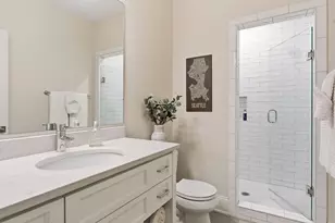 1774 Girard Ave S, Minneapolis, MN 55403 - Photo 51