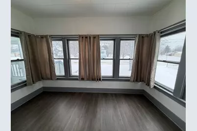 860 Montana Avenue, Benson, MN 56215 - Photo 7