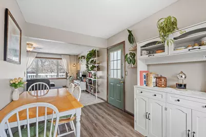 239 Highwood Drive, Chaska, MN 55318 - Photo 9