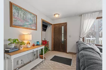 239 Highwood Drive, Chaska, MN 55318 - Photo 3