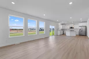 7547 Upper 42nd St N, Oakdale, MN 55128 - Photo 9