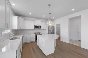 7547 Upper 42nd St N, Oakdale, MN 55128 - Photo 7