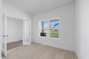 7547 Upper 42nd St N, Oakdale, MN 55128 - Photo 3