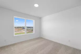 7547 Upper 42nd St N, Oakdale, MN 55128 - Photo 15