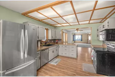 369 W Mill Street, Paynesville, MN 56362 - Photo 1