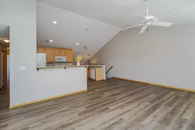 7813 Elm Grove Avenue, New Hope, MN 55428 - Photo 9