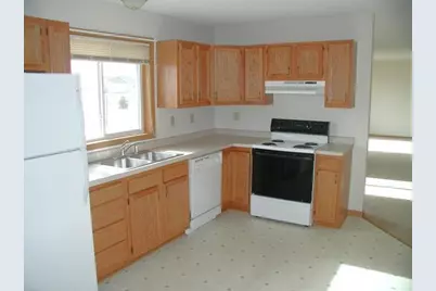 1322 214th Avenue, New Richmond, WI 54017 - Photo 3