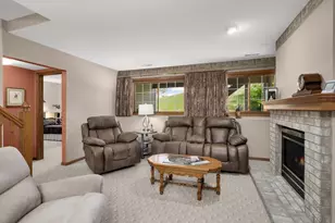 16270 Crystal Hills Dr, Lakeville, MN 55044 - Photo 25