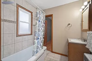 1848 Hwy 96 E, White Bear Lake, MN 55110 - Photo 15