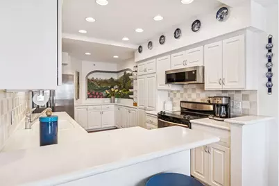 1235 Yale Place #1304, Minneapolis, MN 55403 - Photo 3