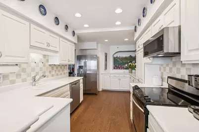 1235 Yale Place #1304, Minneapolis, MN 55403 - Photo 1