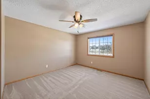 2755 Meadow Brook Dr, Woodbury, MN 55125 - Photo 21